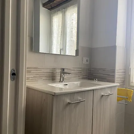 Prima Del Cielo - アパート Esino Lario